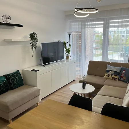 Polanki Park Fala - W Cenie Basen, Sauna, Jacuzzi, Silownia, Miejsce Postojowe アパート