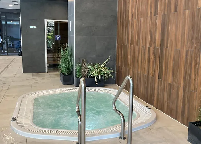 Polanki Park Apartament Fala -Kryty Basen, Sauna, Jacuzzi, Silownia I Miejsce Parkingowe W Cenie Apartamento