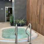 Polanki Park Fala -kryty Basen, Sauna, Jacuzzi, Silownia I Miejsce Postojowe W Cenie Apartmán